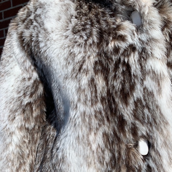 Grey & White Faux Animal Print Jacket - Picture 3 of 5